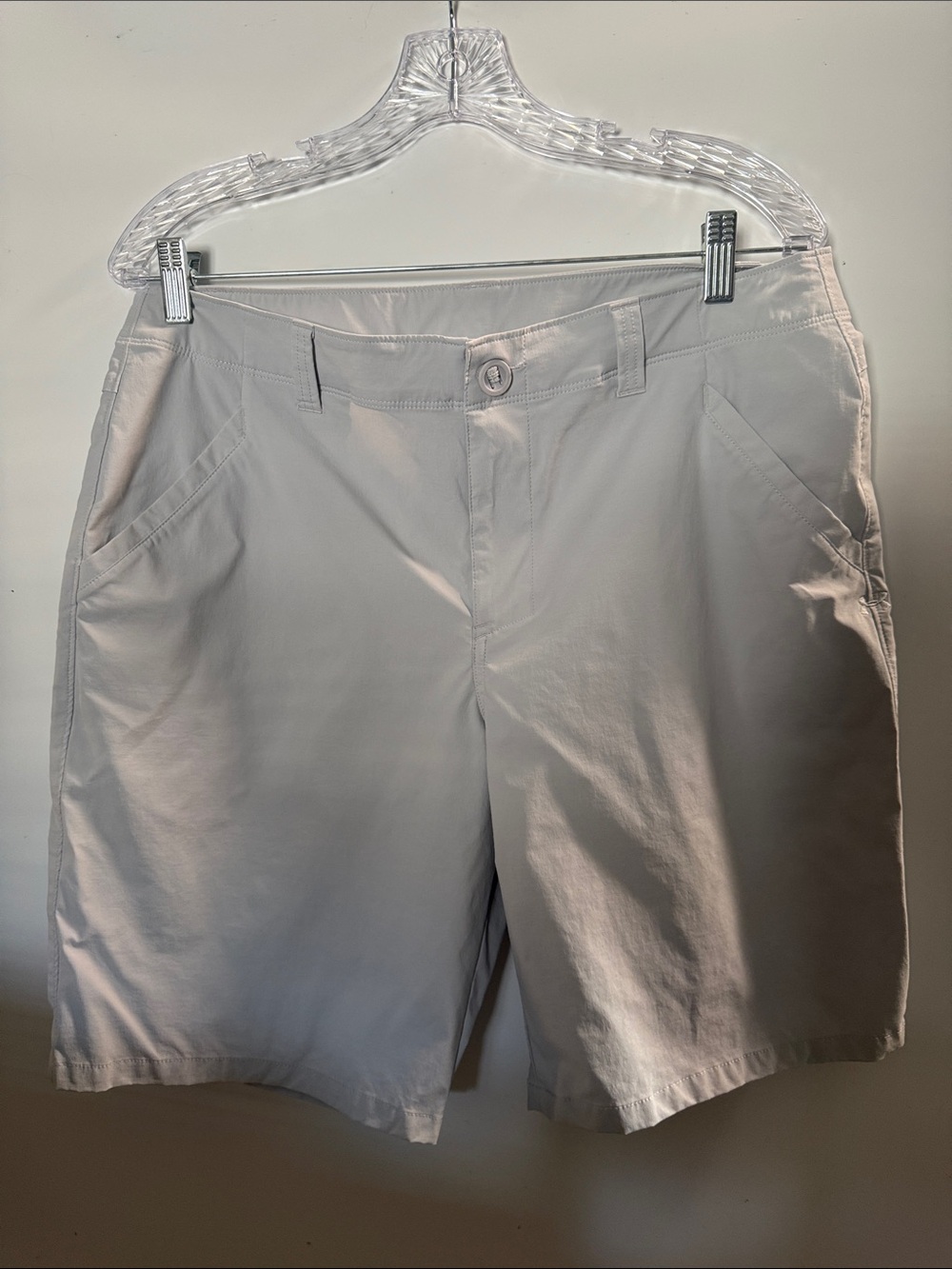 Mens Under Armour Lightweight Casual Shorts - White